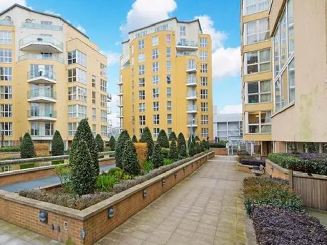 Apartment for rent in Rotherhithe, Greater London