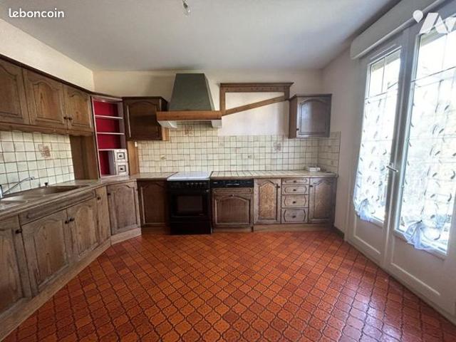 Maison vente à Laval, Saint-berthevin