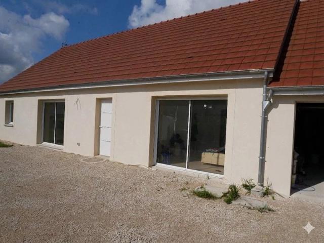 Maison vente à Montargis, Montcresson