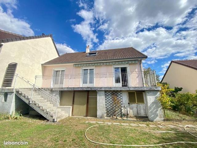 Maison vente à Arnage, Sarthe