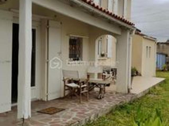 Maison vente à Rochefort, Hiers-brouage