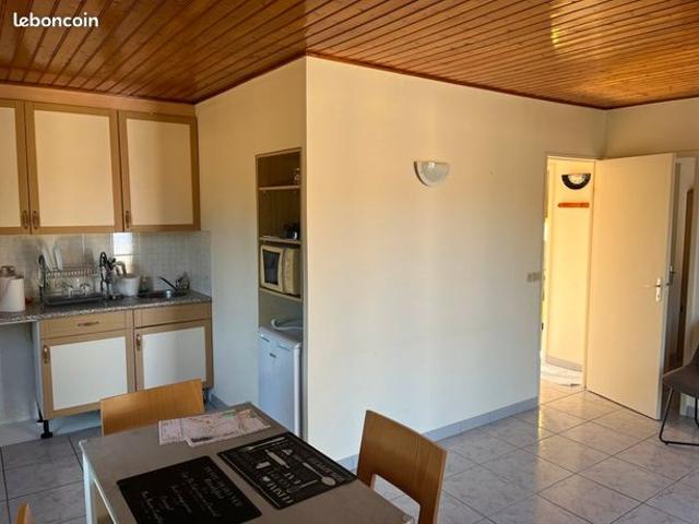 Maison vente à Angoulême, Écuras