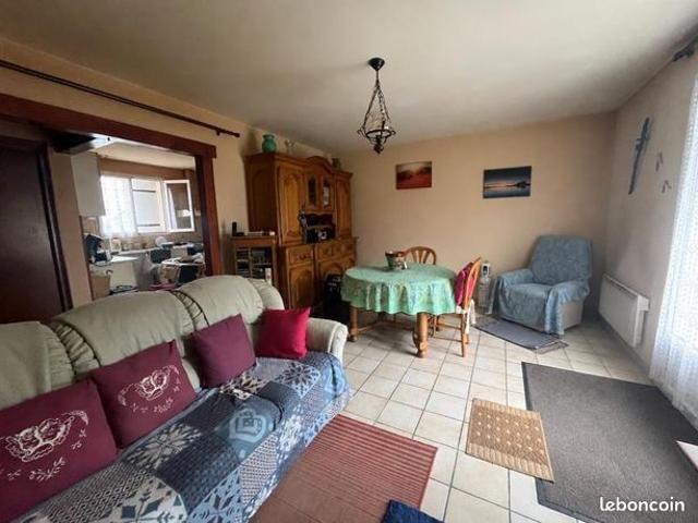 Maison vente à Saint-Aigulin, Charente-Maritime