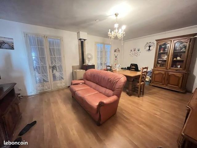 Maison vente à Rochechouart