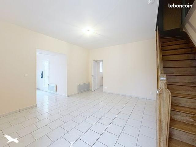 Maison vente à Écuras, Charente