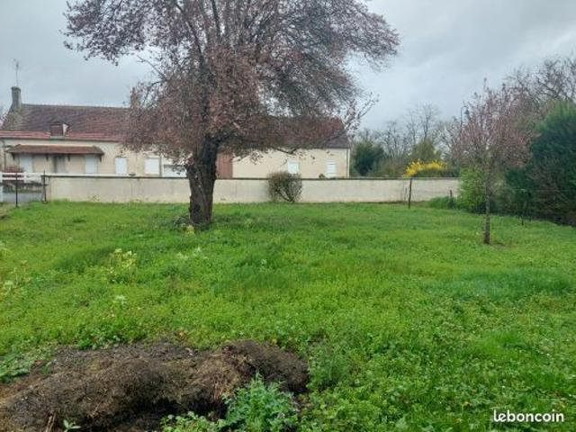 Maison vente à Saint-Amand-Montrond, Charenton-du-cher