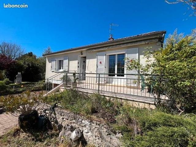 Maison vente à Saint-Amand-Montrond, Corquoy