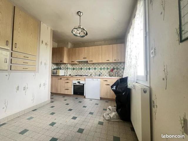 Maison vente à Confolens, Mazerolles