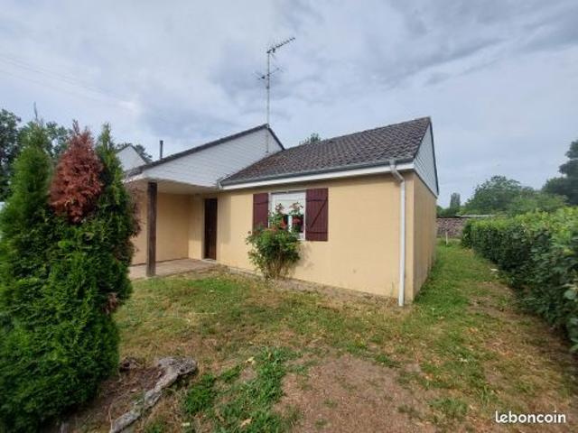 Maison vente à Saint-Amand-Montrond, Charenton-du-cher
