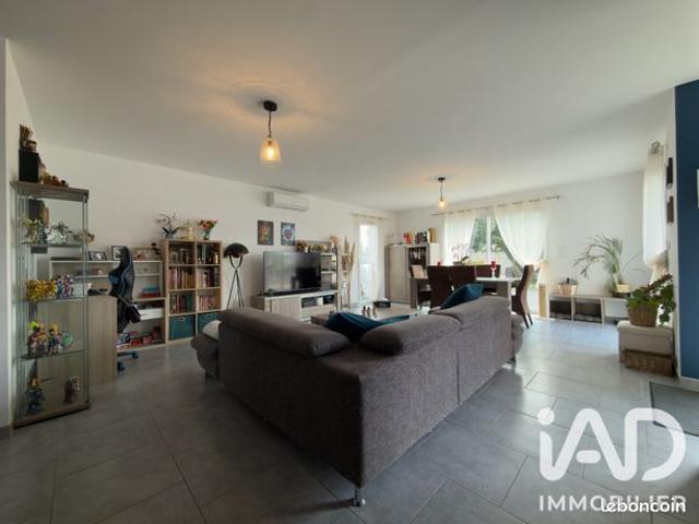 Maison vente à Sigogne, Charente