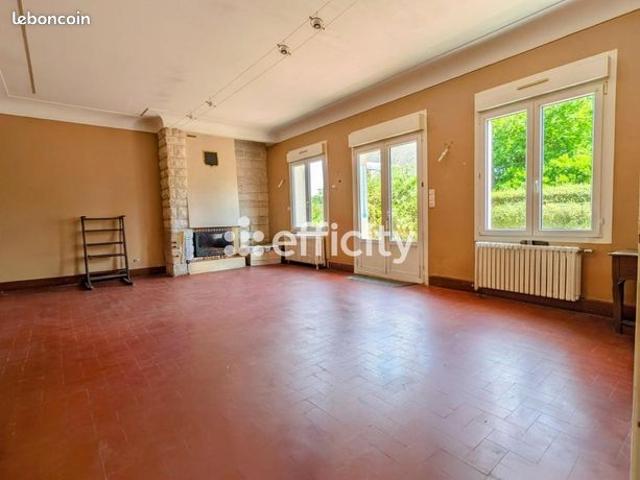 Maison vente à Chinon, Cinq-mars-la-pile