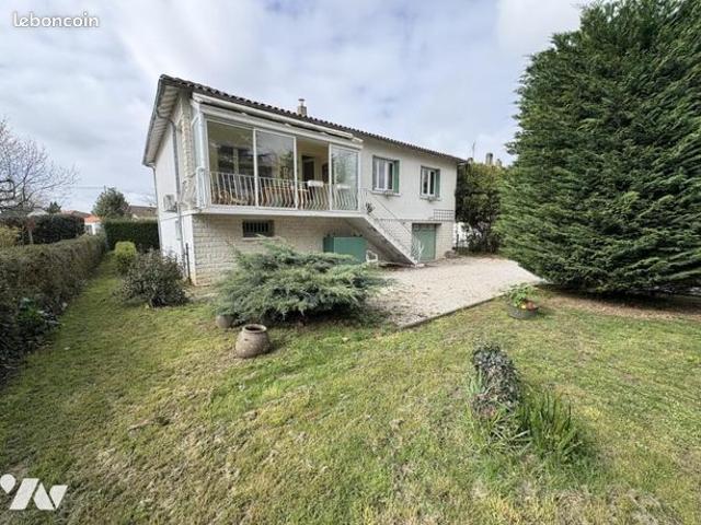 Maison vente à Niort, La Crèche