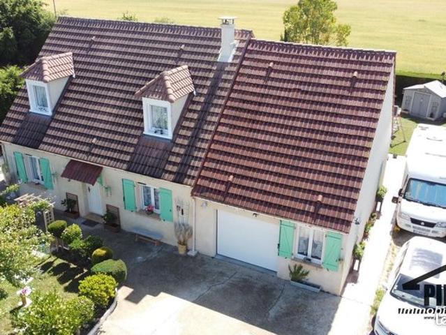 Maison vente à Fontainebleau, Egreville