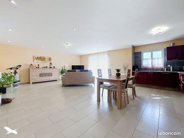 Maison vente à Saintes