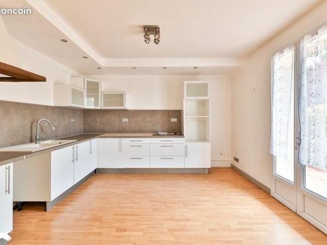Maison vente à Cognac, Juillac-le-coq