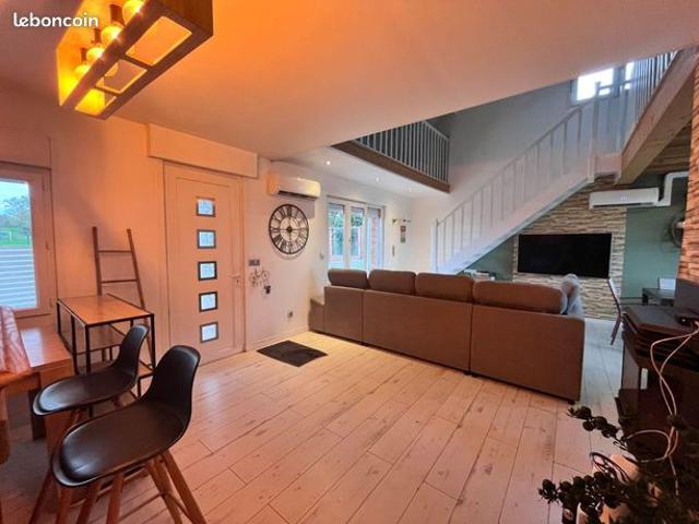 Maison vente à Dunkerque, Boeschepe