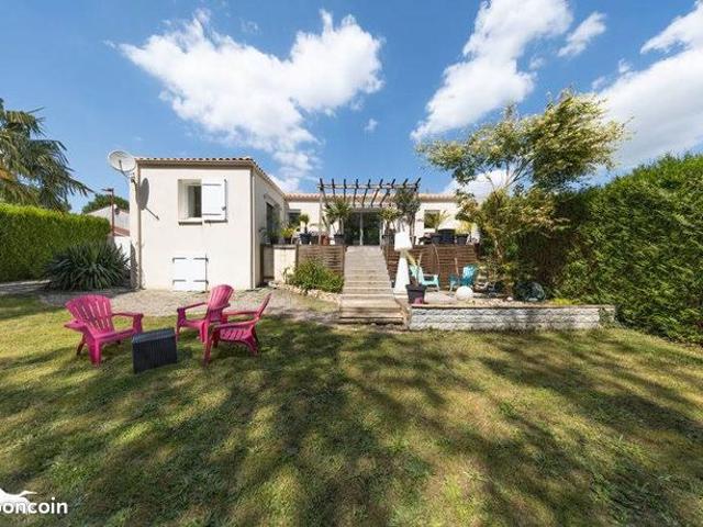Maison vente à Nieul-le-dolent, Aubigny