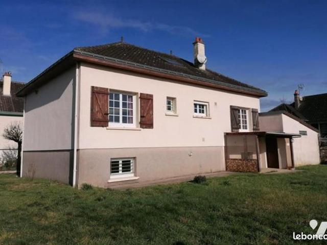 Maison vente à Loches, Descartes