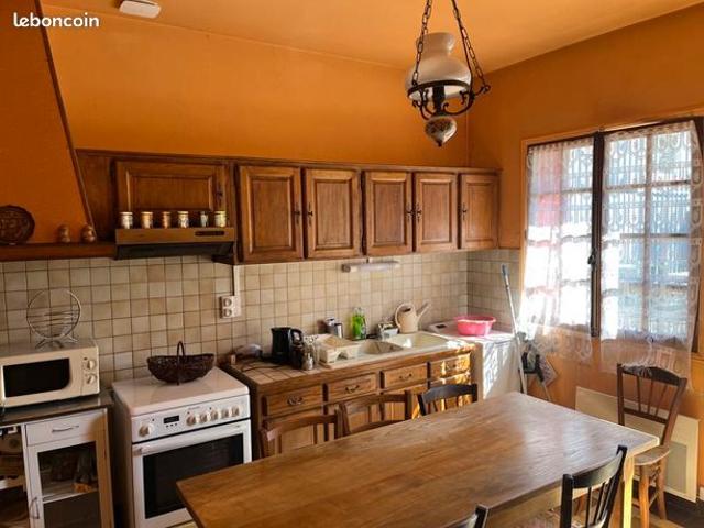 Maison vente à Angoulême, Montbron