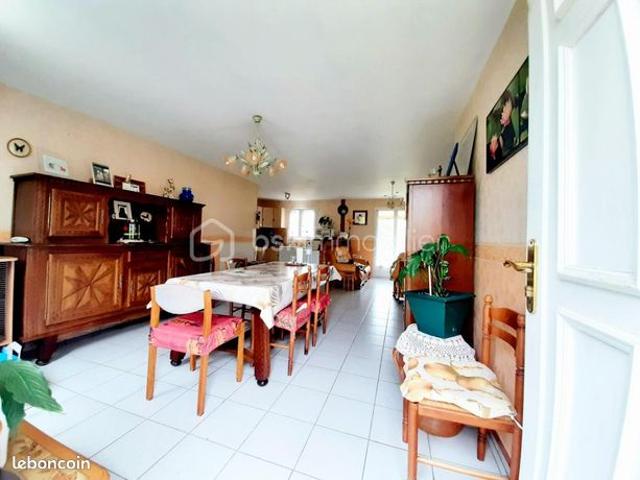 Maison vente à Rochechouart, Saint-laurent-sur-gorre