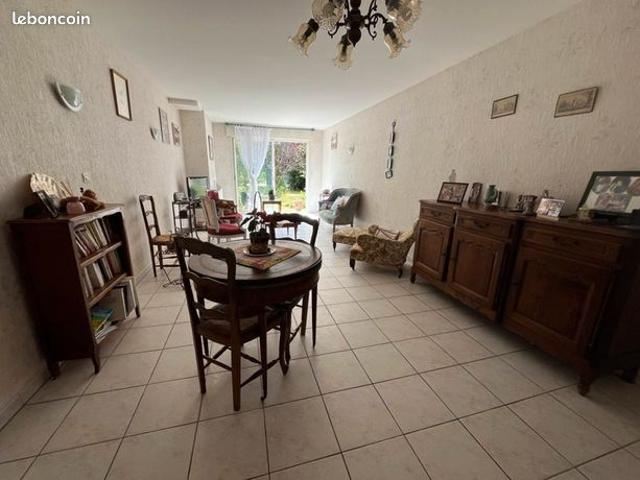 Maison vente à Angoulême, Montemboeuf