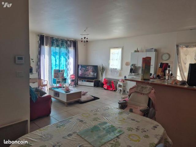 Maison vente à Montmorillon, Nalliers