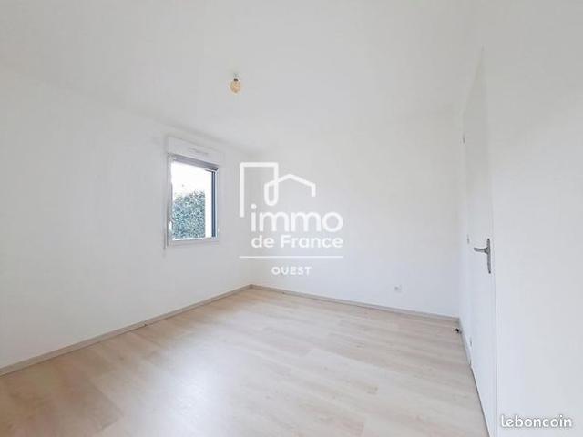 Maison vente à Laval, Forcé