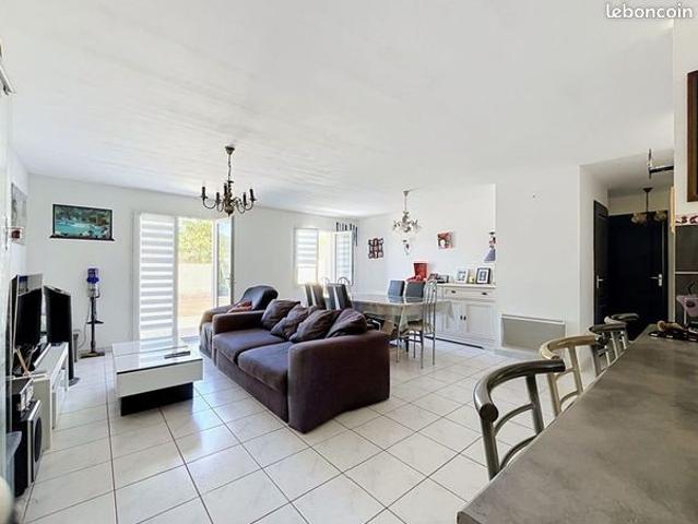 Maison vente à Saint-Christophe, Charente