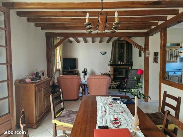 Maison vente à Lisieux, Normandie