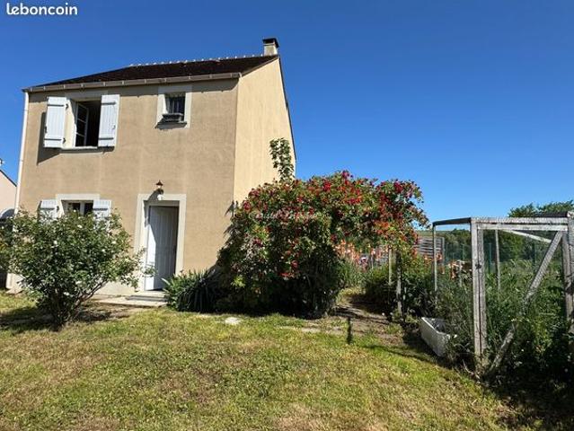Maison vente à Provins, Beton-bazoches