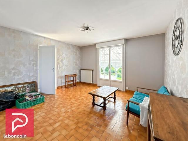 Maison vente à Bernay, Menneval