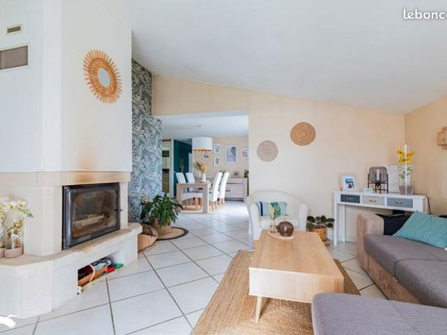 Maison vente à Abzac, Charente