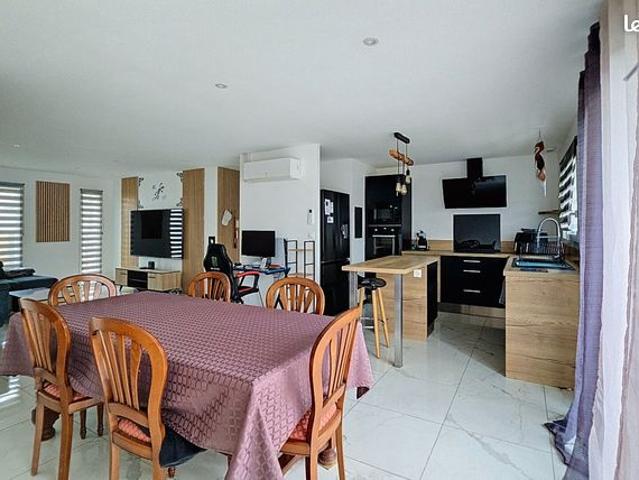 Maison vente à Saint-Martin-de-Fraigneau, Vendée