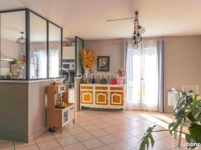 Maison vente à Étampes, La Ferté-alais