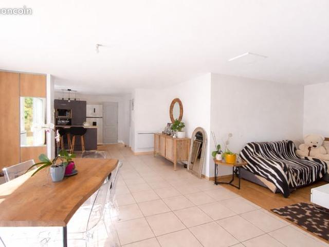Maison vente à Saintes, Villars-les-bois