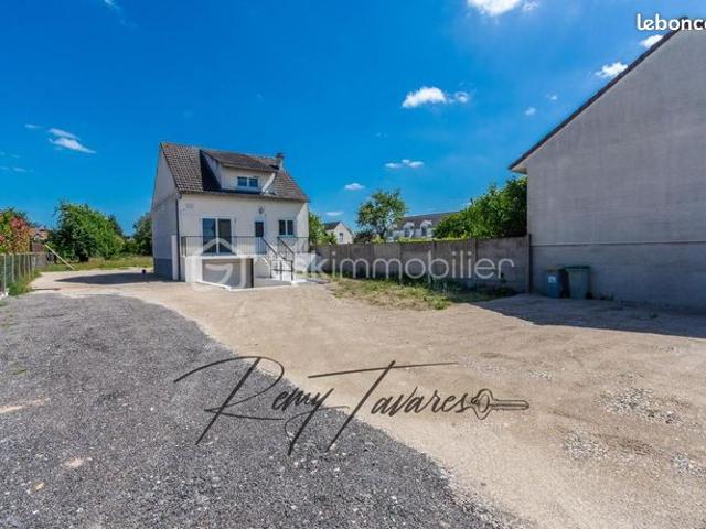 Maison vente à Fontainebleau, Montcourt-fromonville