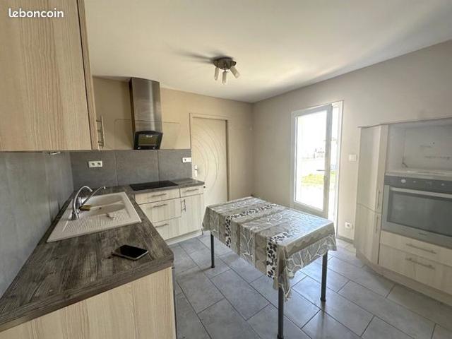 Maison vente à Saintes, Tesson