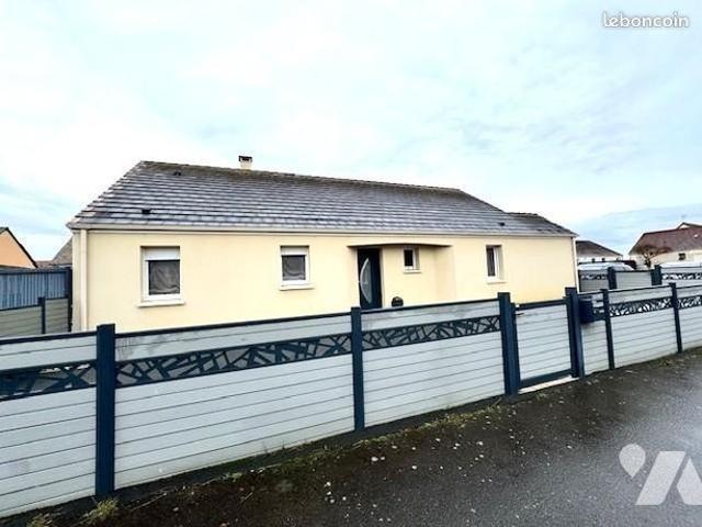 Maison vente à La Flèche, Guécélard