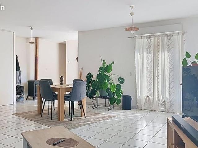 Maison vente à Chalais, Dordogne