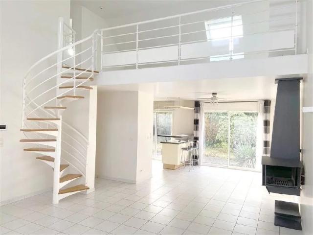 Maison vente à Palaiseau, Sainte-geneviève-des-bois