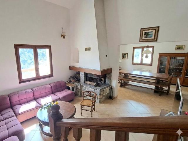 Maison vente à Corte, Pietra-di-verde