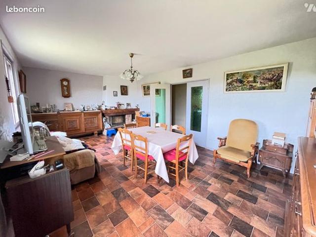 Maison vente à Auxerre, La Ferté-loupière