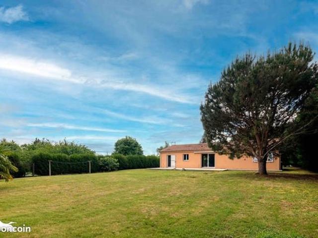 Maison vente à Confolens, Condac