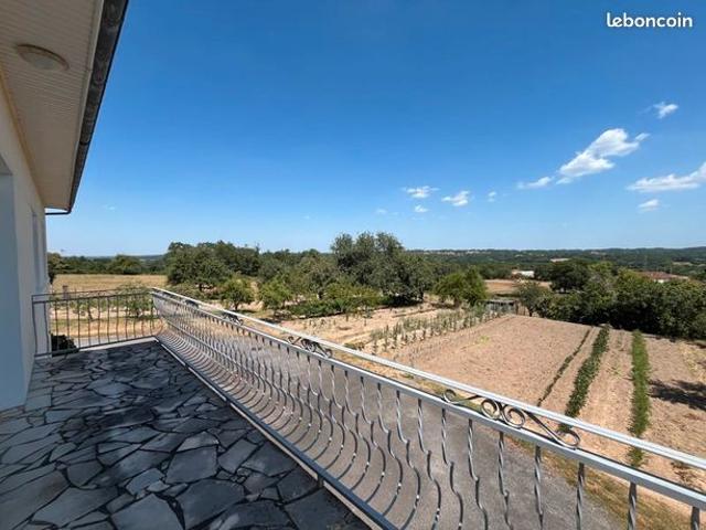 Maison vente à Confolens