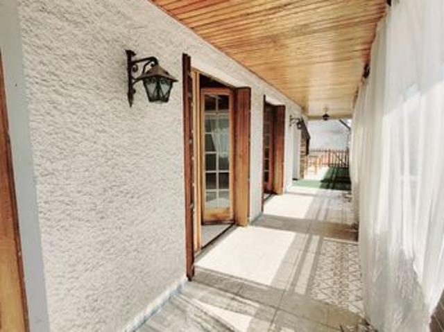 Maison vente à Épernay, Pleurs