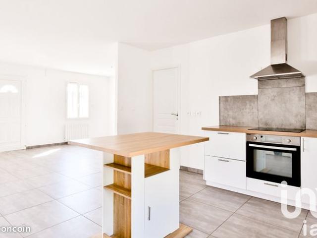 Maison vente à Niort, Fors
