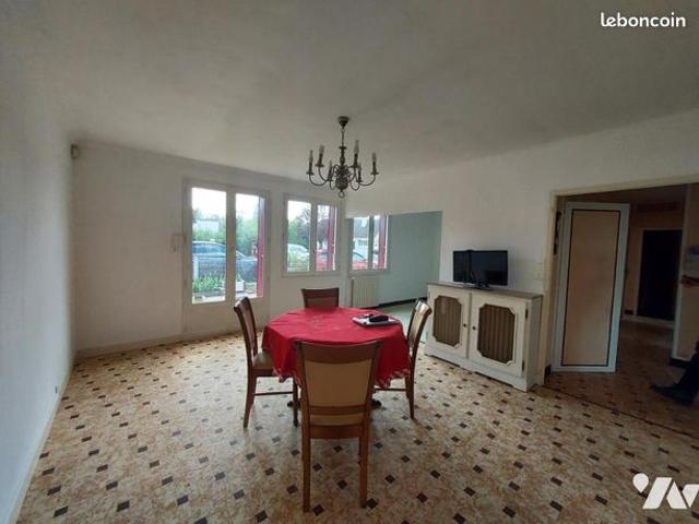Maison vente à Montargis, Villemandeur
