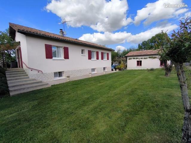 Maison vente à Rochechouart, Chaillac-sur-vienne