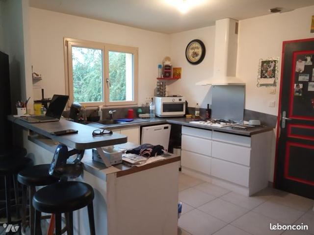 Maison vente à Parthenay, Le Busseau