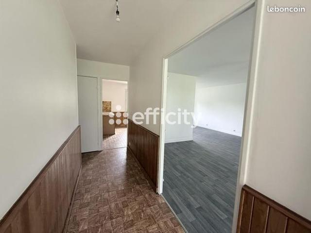 Maison vente à Confolens, La Faye